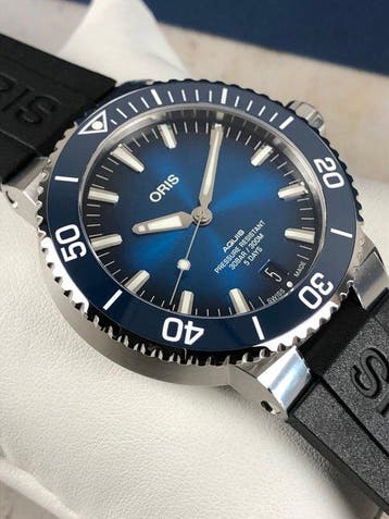 Oris - Aquis Date Calibre 400-2 Automatic - 01 400 7763