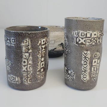 Vaas - Steengoed - Drie vintage vazen, Antiek en Kunst