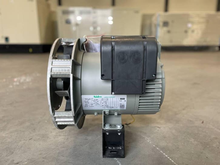 Leroy Somer TAL-A40-FJ 6/4 - 22 kVA alternator - DPX-25093, Articles professionnels, Machines & Construction | Générateurs, Enlèvement ou Envoi